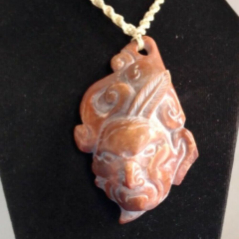 Necklace woven in macrame thread and natural stone Inca pachacutec